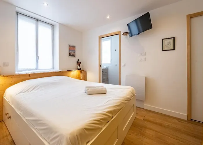 Apartman La Grotte Bourguignonne, Terrasse Exterieure