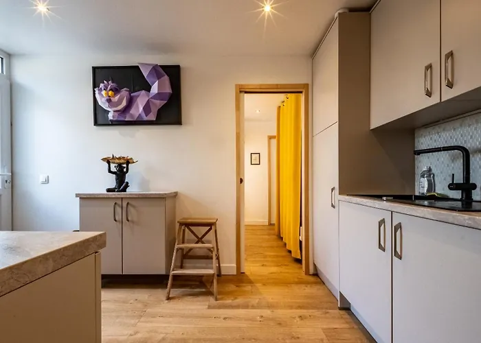 La Grotte Bourguignonne, Terrasse Exterieure * Dijon