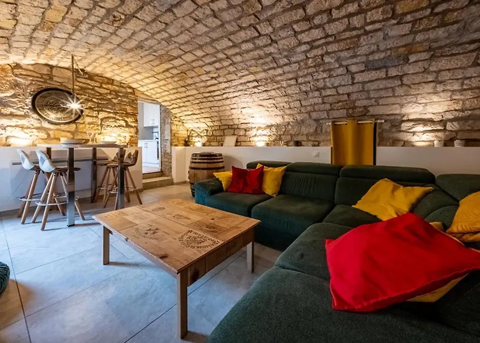 Appartement La Grotte Bourguignonne, Terrasse Exterieure *